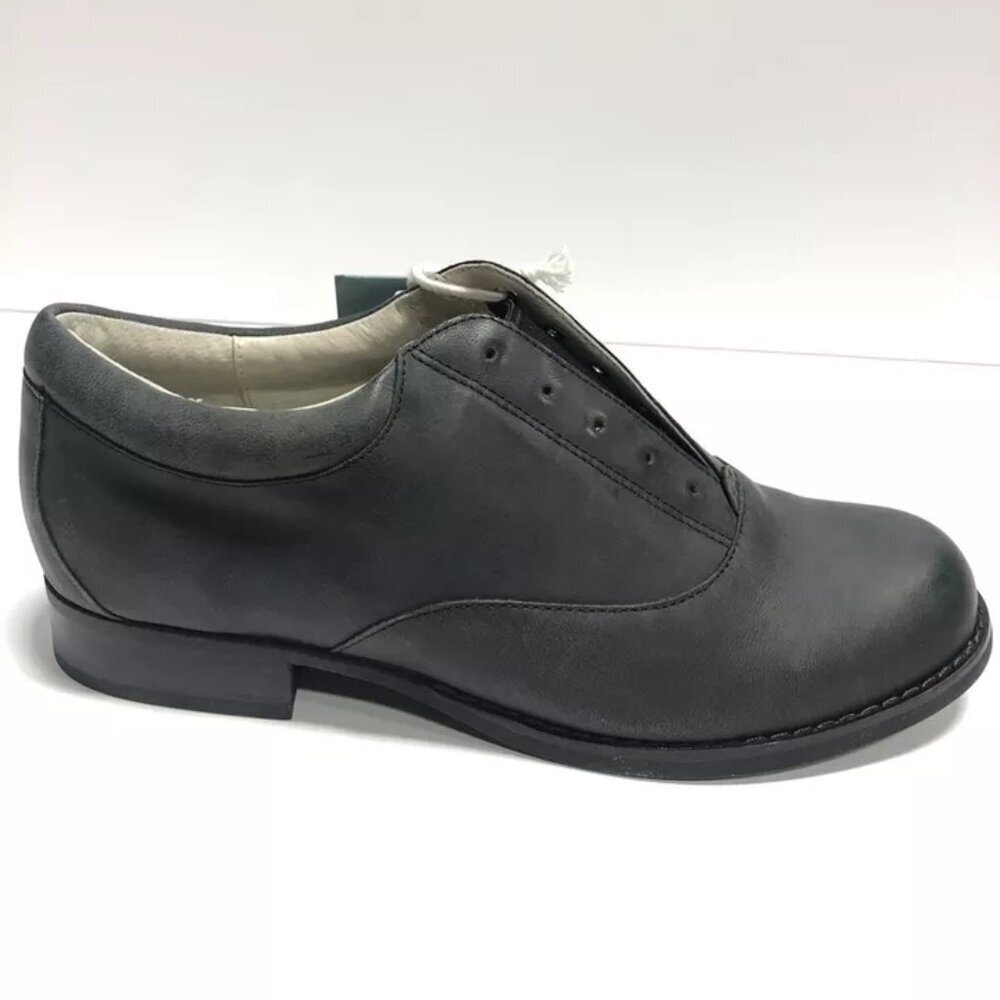 Revitalign Women’s Bella, Black Slip-On Loafer, Size 9.5M